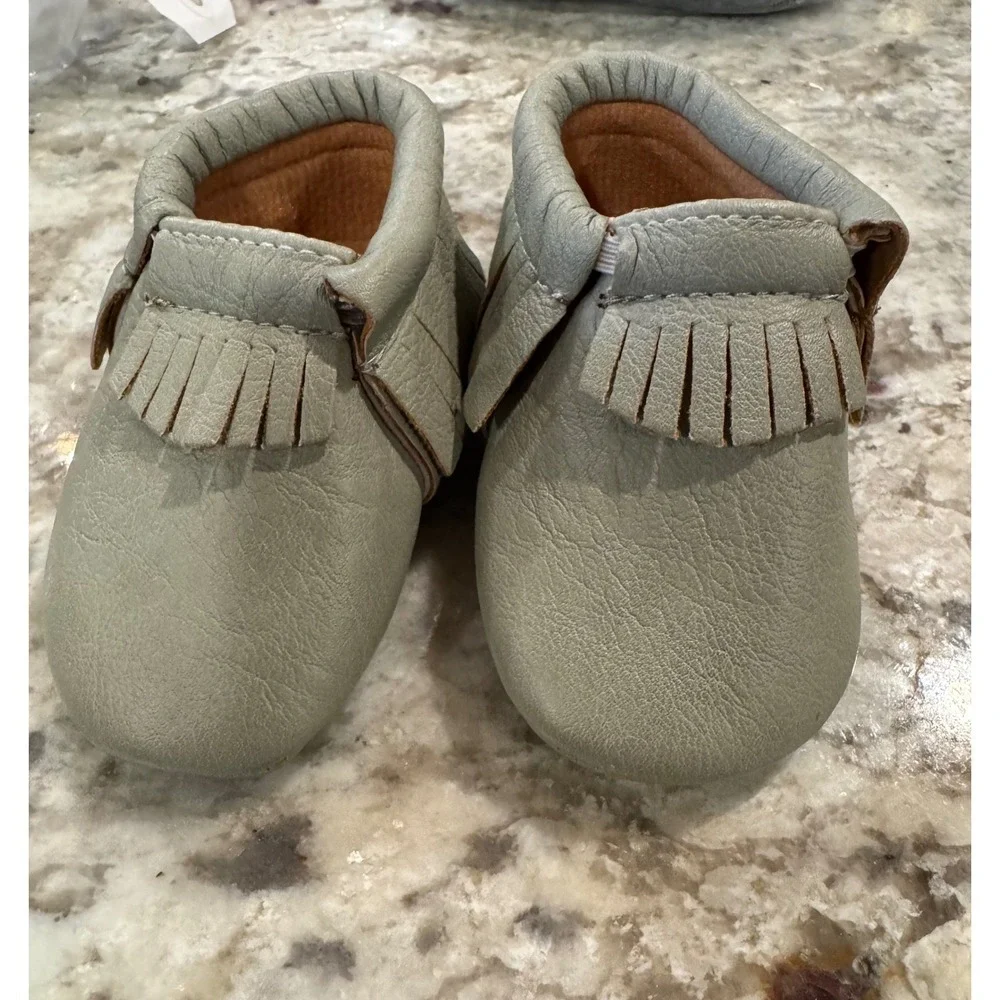 Sweet  N Swag Baby Moccasins Soft Sole Grey Size 1 Fringe gray U1.2